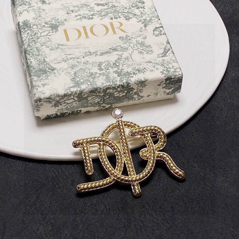 Dior Brooch 01lyr06 (4)