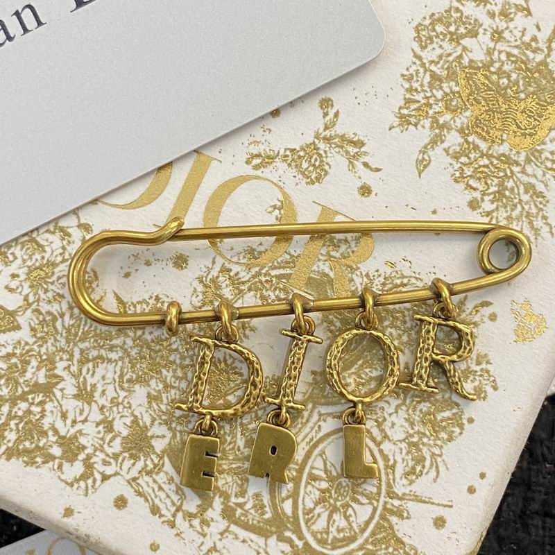 Dior Brooch 01lyr08 (2)
