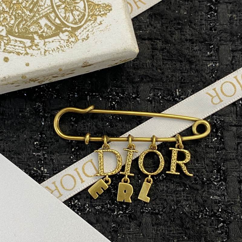 Dior Brooch 01lyr08 (4)