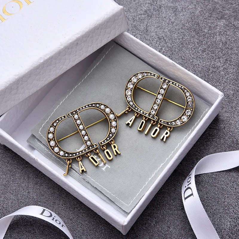 Dior Brooch 03lyr10 (1)