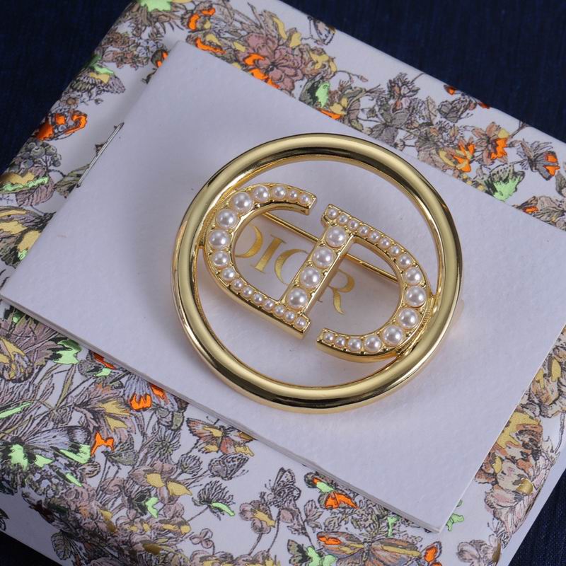 Dior Brooch 03lyr11 (2)