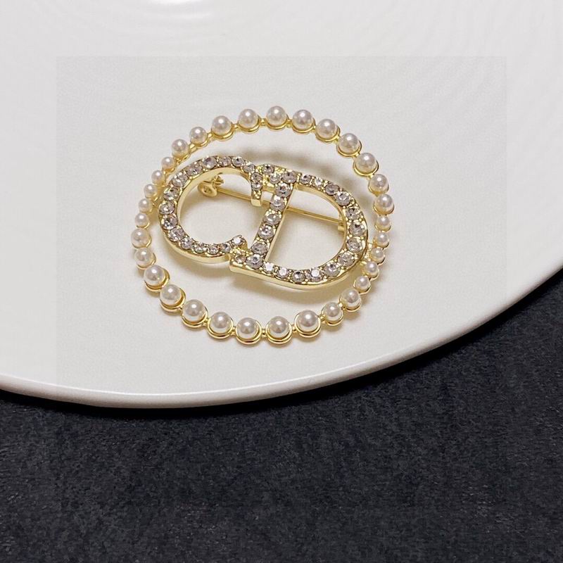 Dior Brooch 03lyr13 (1)