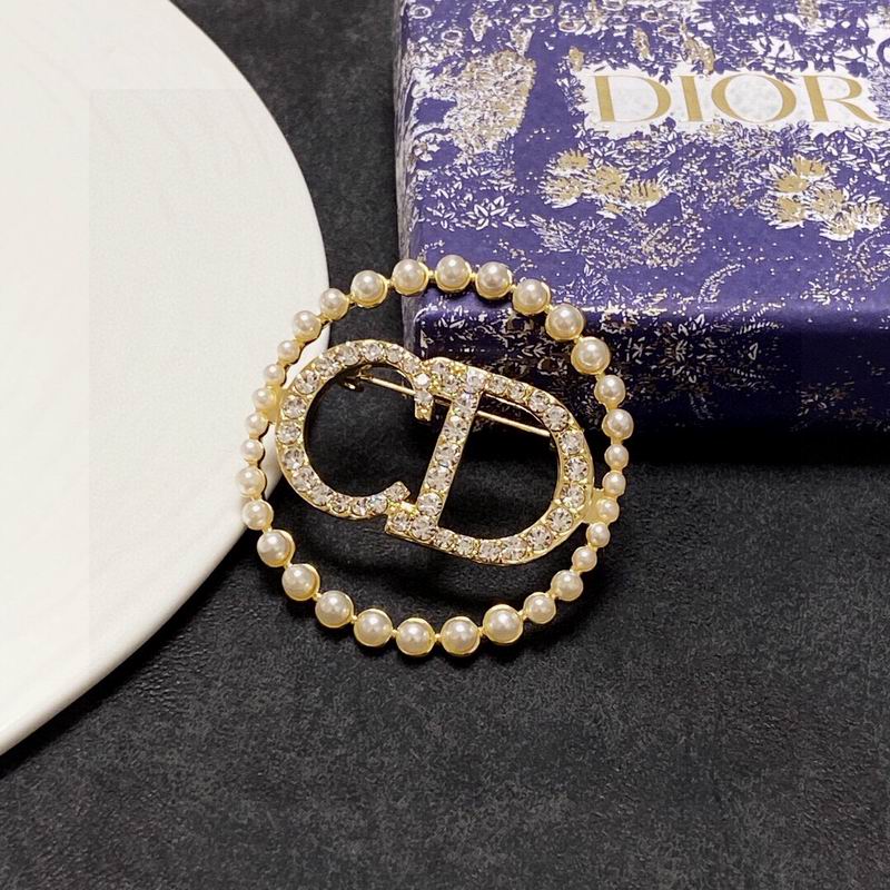 Dior Brooch 03lyr13 (2)