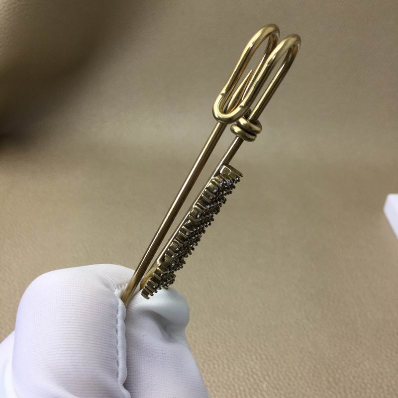 Dior Brooch 04lyr18 (4)