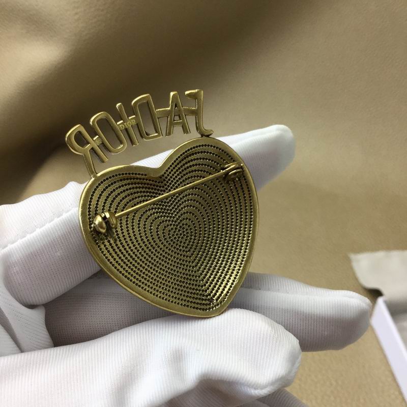 Dior Brooch 04lyr21 (5)