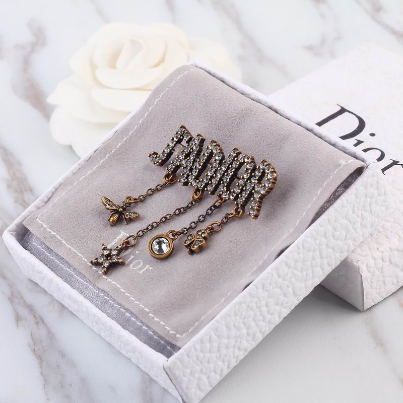 Dior Brooch 04lyr22 (1)