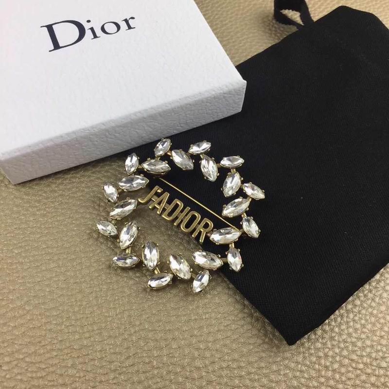 Dior Brooch 04lyr23 (1)