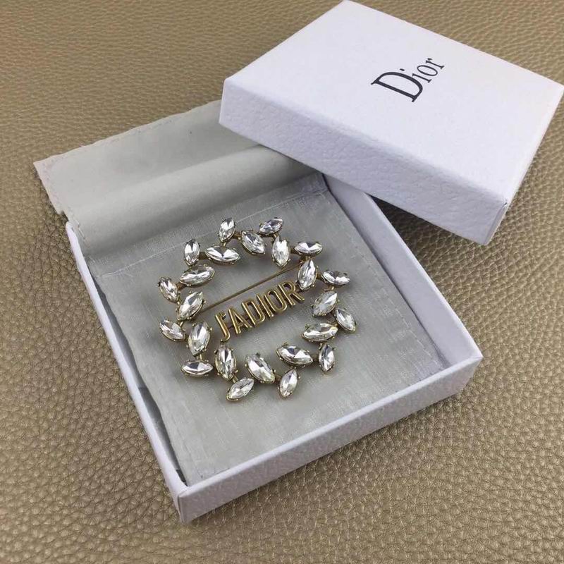 Dior Brooch 04lyr23 (4)
