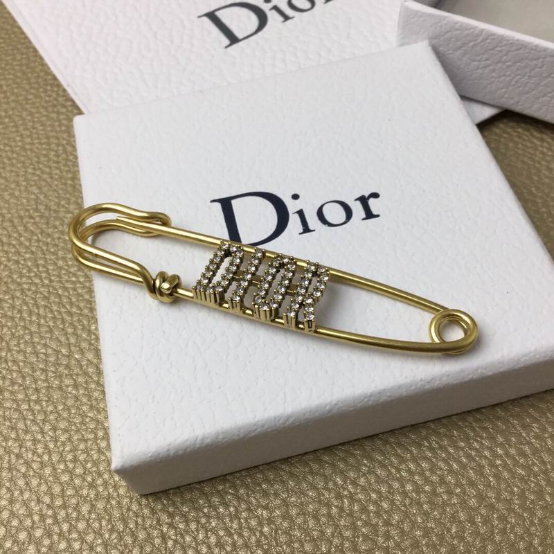 Dior Brooch 04lyr26 (3)