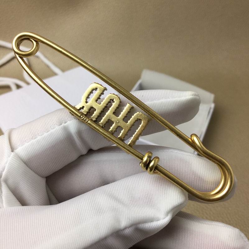 Dior Brooch 04lyr26 (5)