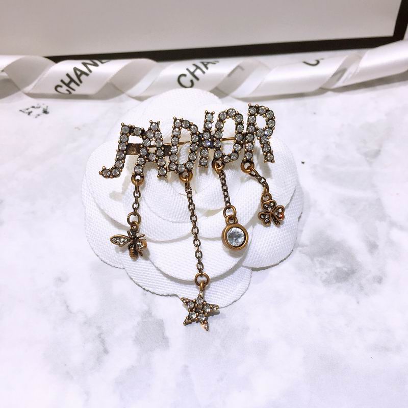 Dior Brooch 04lyr27 (2)