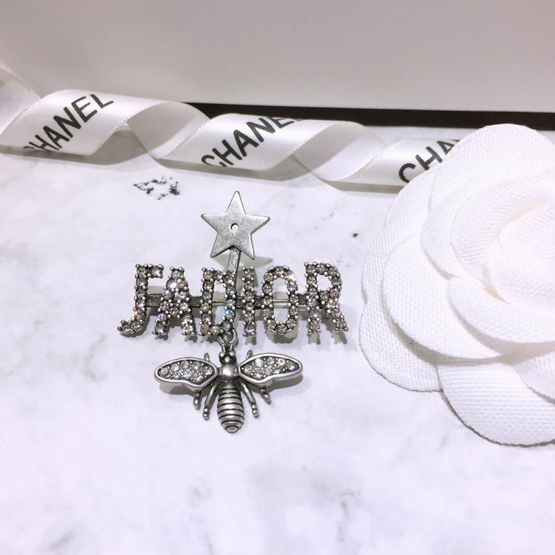 Dior Brooch 04lyr27 (6)