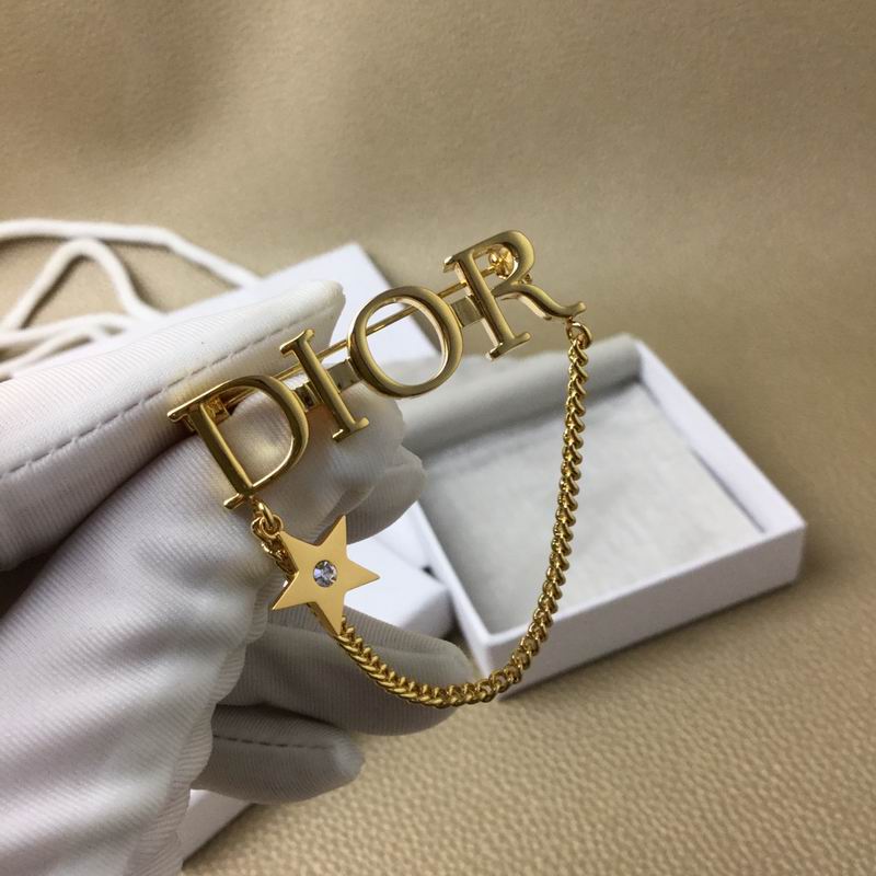 Dior Brooch 04lyr28 (4)