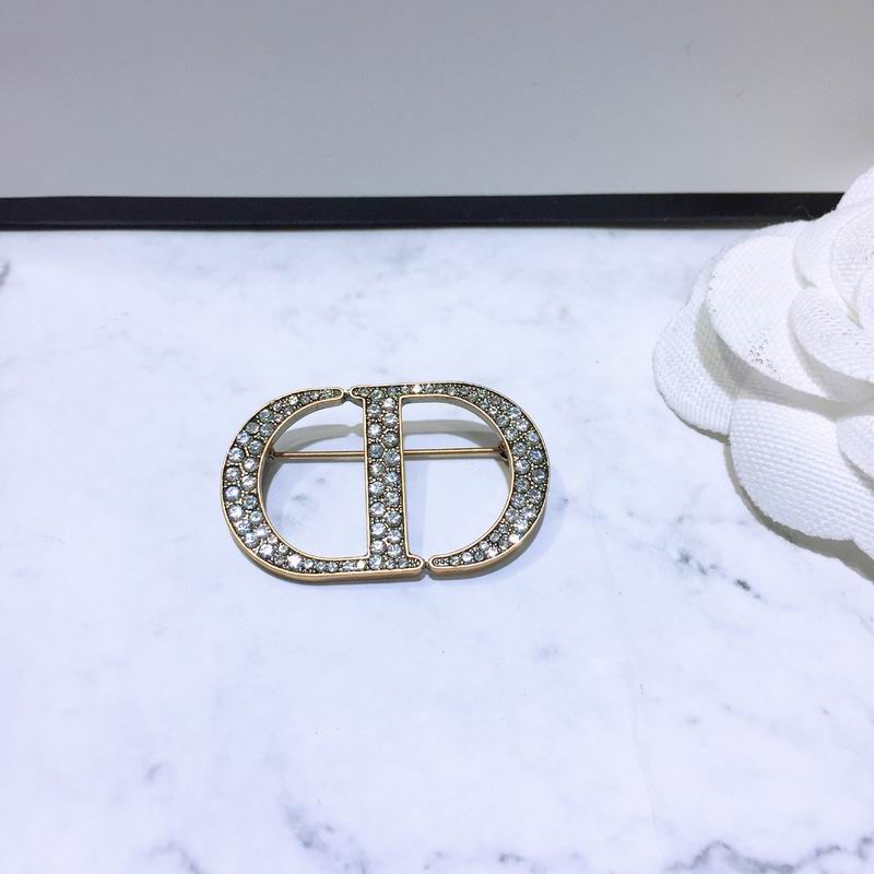Dior Brooch 04lyr30 (2)