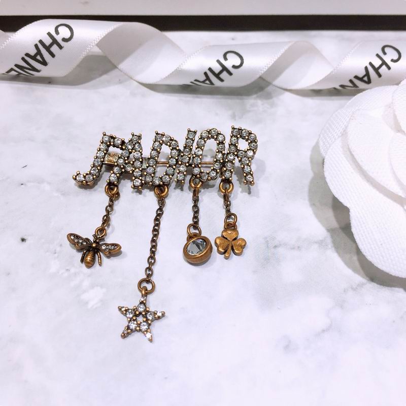 Dior Brooch 04lyr34 (2)