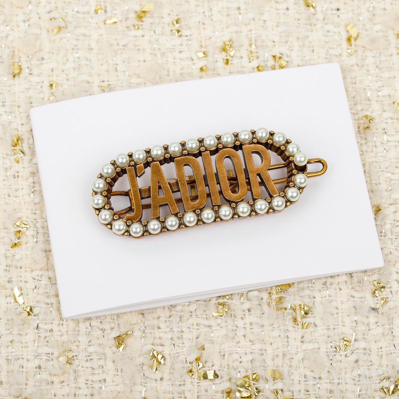 Dior Brooch 04lyr35 (3)