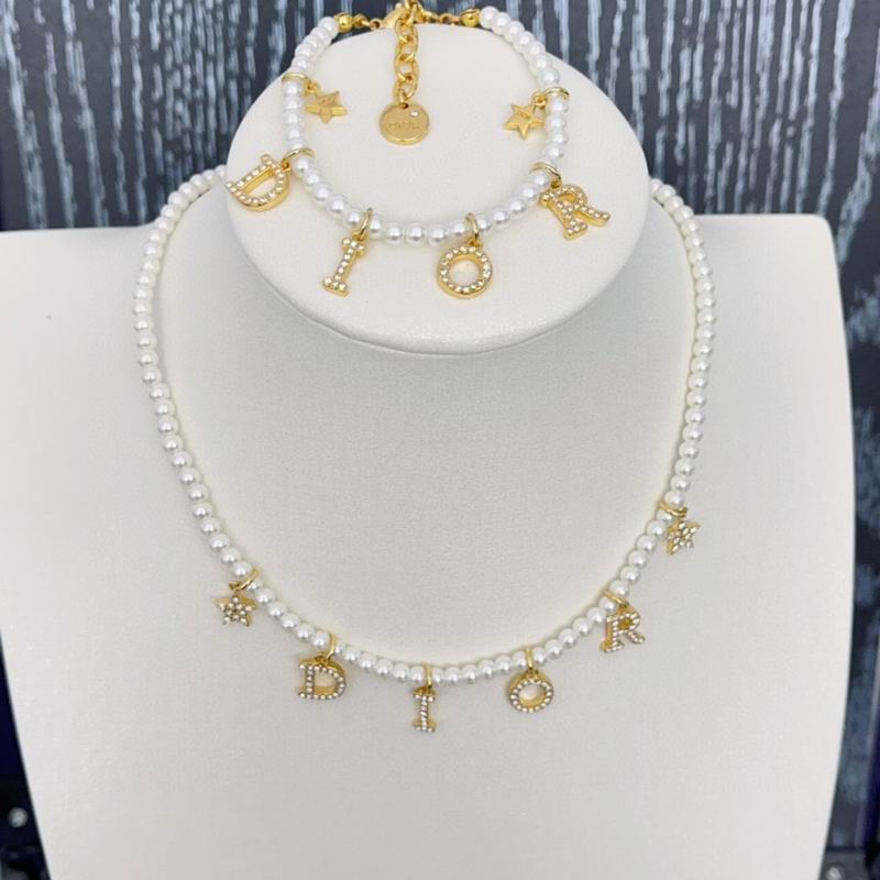 Dior Suits 03lyr09 (1)