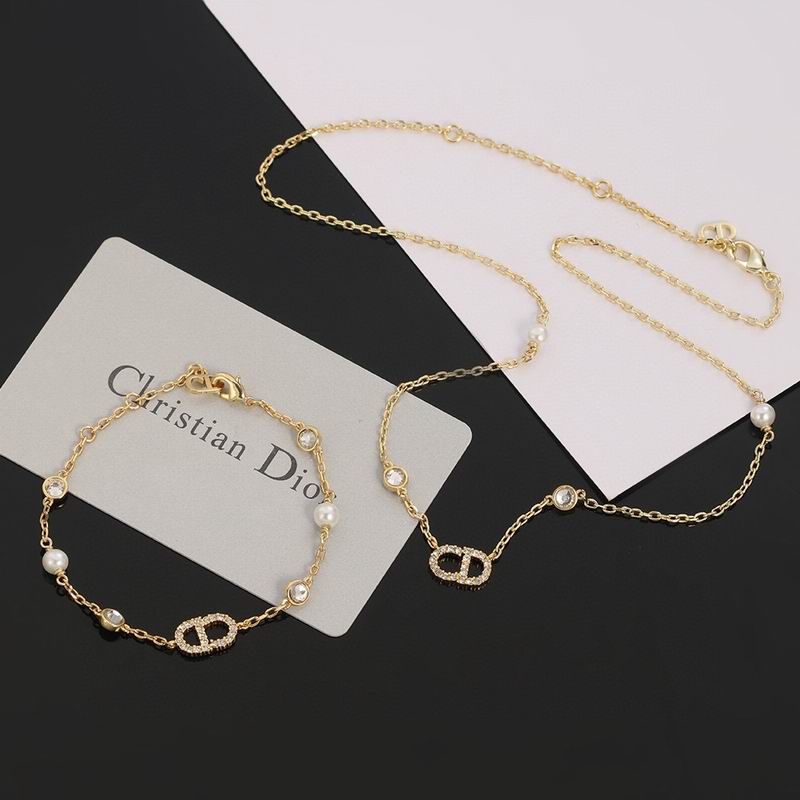 Dior Suits 03lyr10 (1)