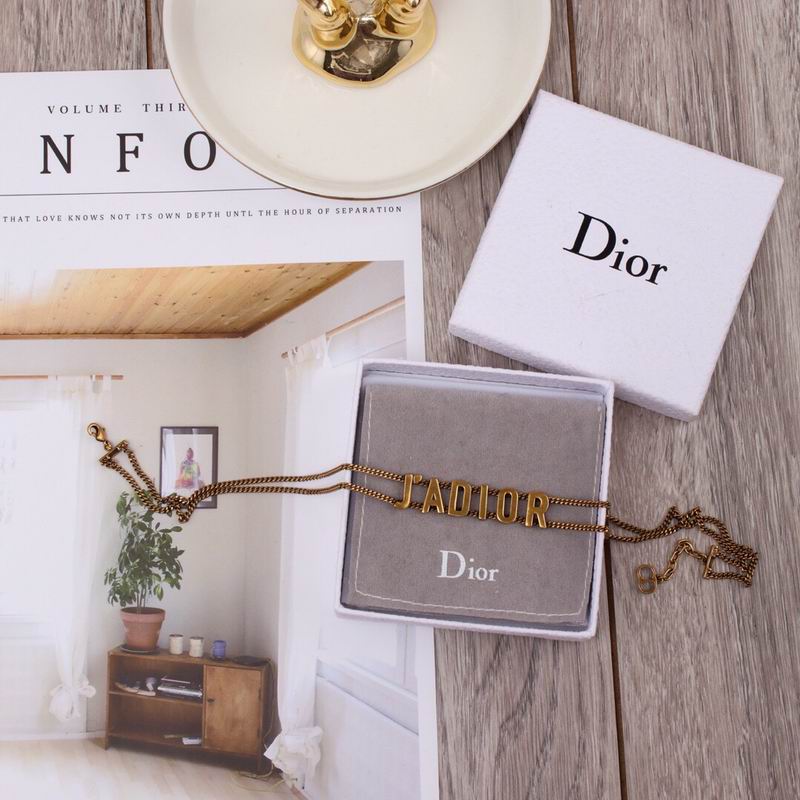 Dior Suits 03lyr17 (1)