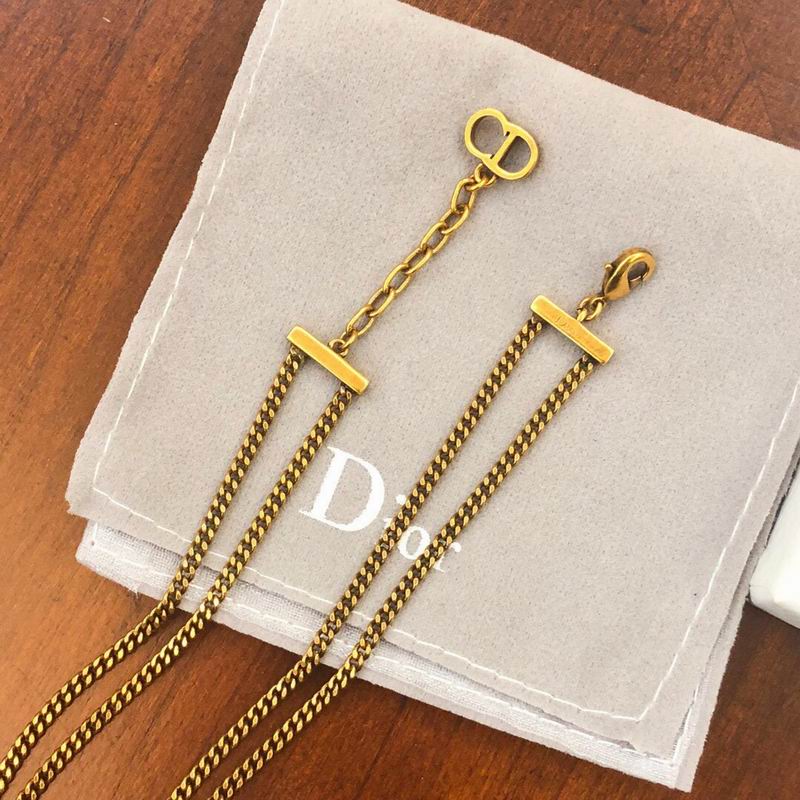 Dior Suits 03lyr21 (5)