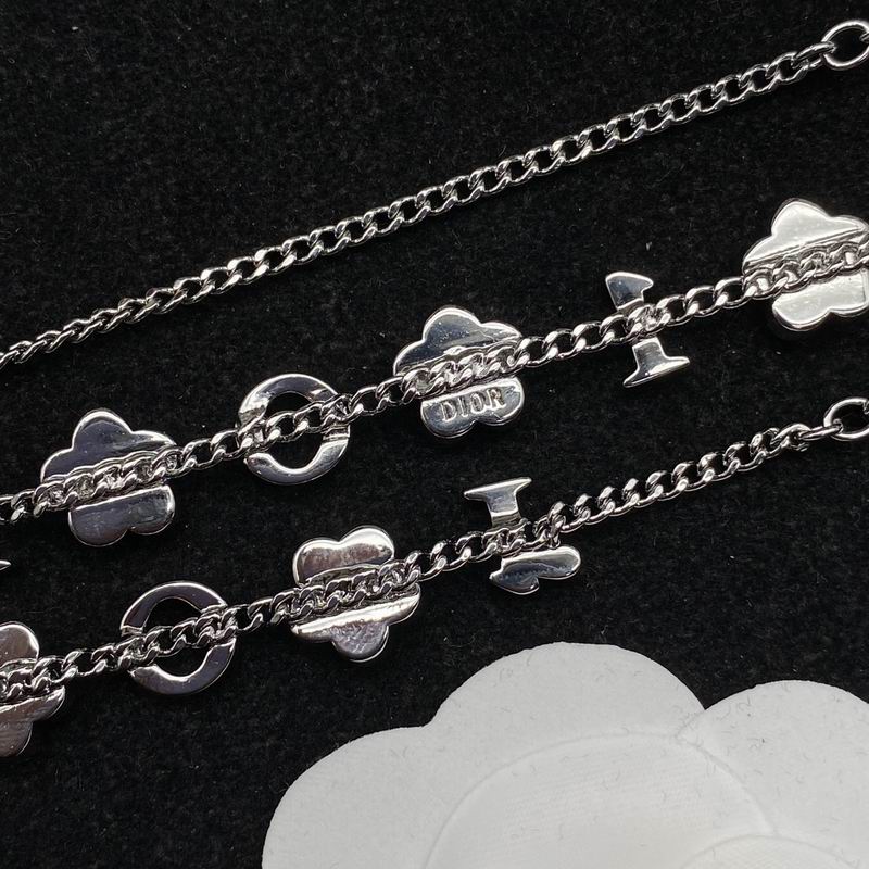 Dior Suits 03lyr22 (9)