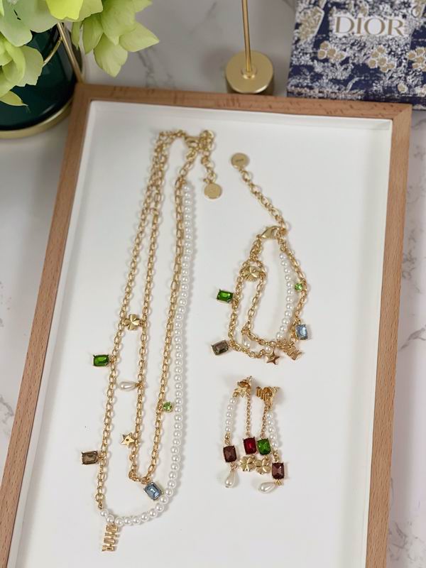 Dior Suits 03lyr36(4)