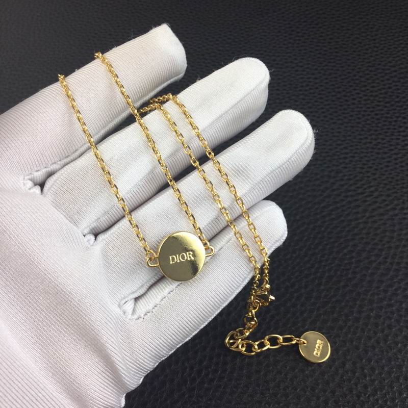 Dior Suits 04lyr27 (6)