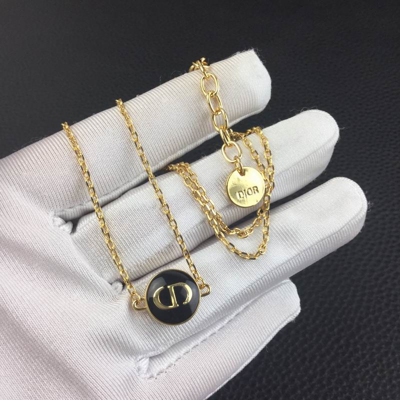 Dior Suits 04lyr27 (7)