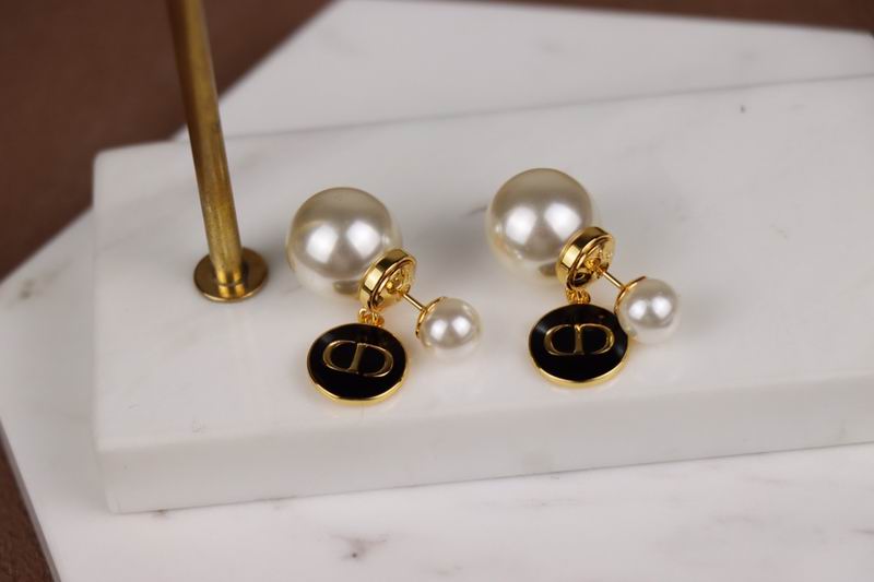 Dior Suits 04lyr28 (2)