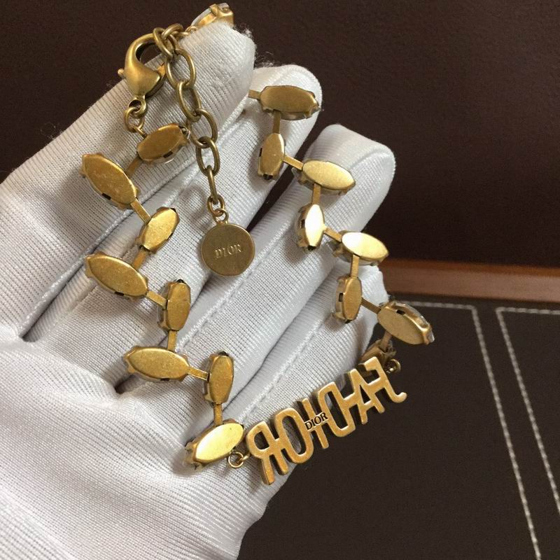 Dior Suits 04lyr31 (5)