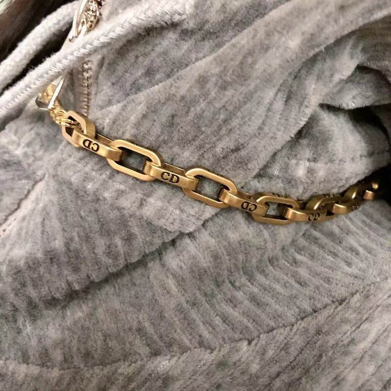 Dior Suits 04lyr32 (2)