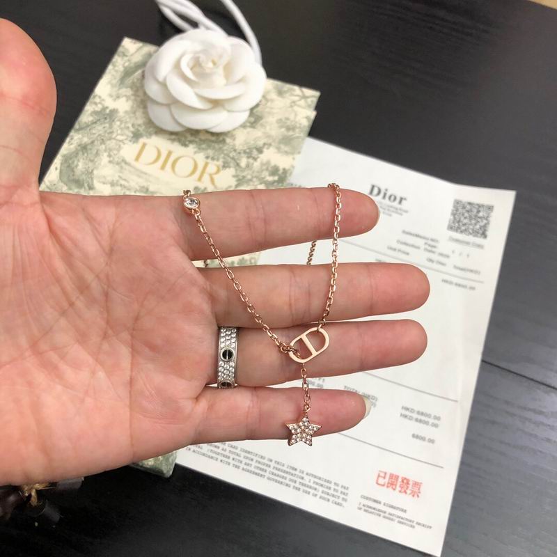 Dior Suits 04lyr35 (2)