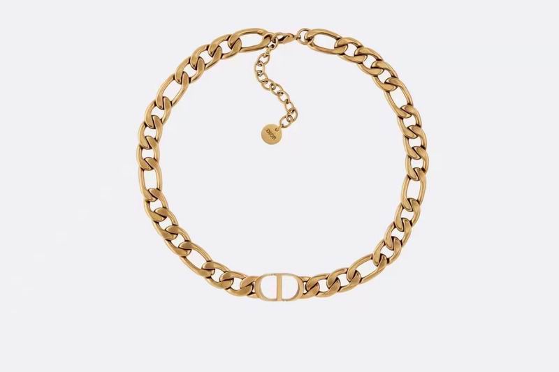 Dior Suits 04lyr41 (4)