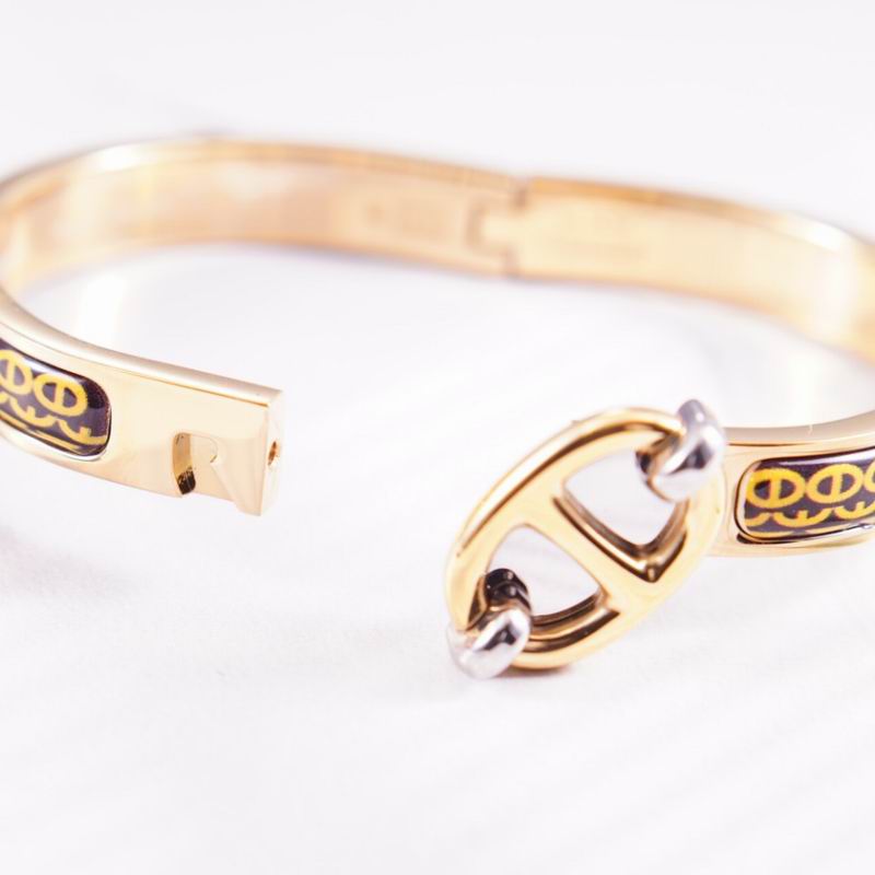 Hermes Bracelet 03lyr10 (14)