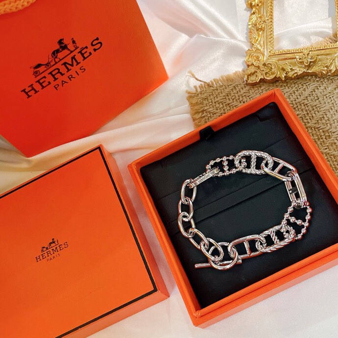 Hermes Bracelet 03lyr14 (3)