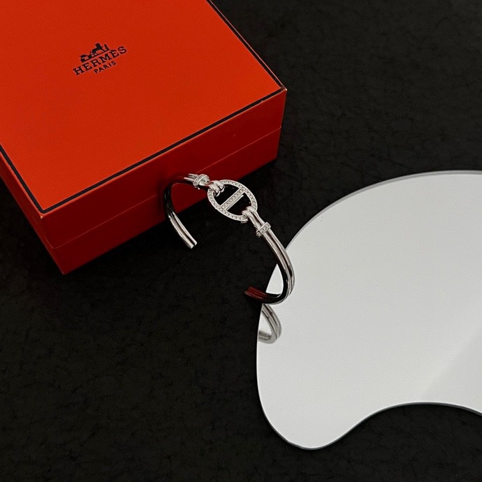 Hermes Bracelet 03lyr19 (4)