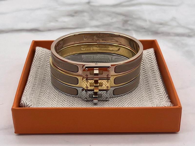 Hermes Bracelet 03lyr23 (13)