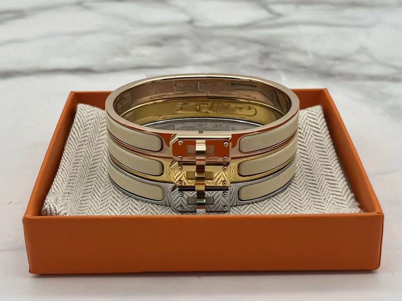 Hermes Bracelet 03lyr23 (26)