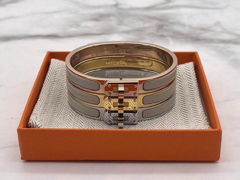 Hermes Bracelet 03lyr23 (27)