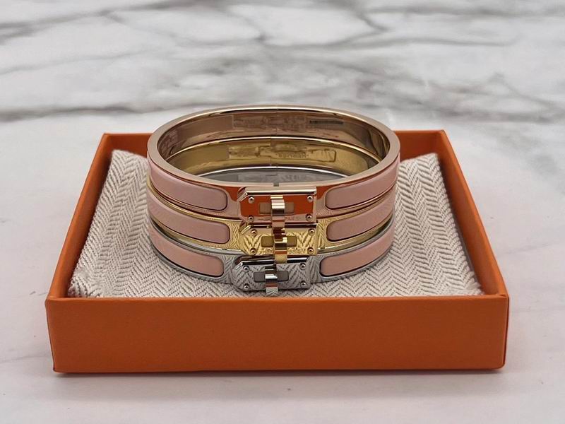 Hermes Bracelet 03lyr23 (28)