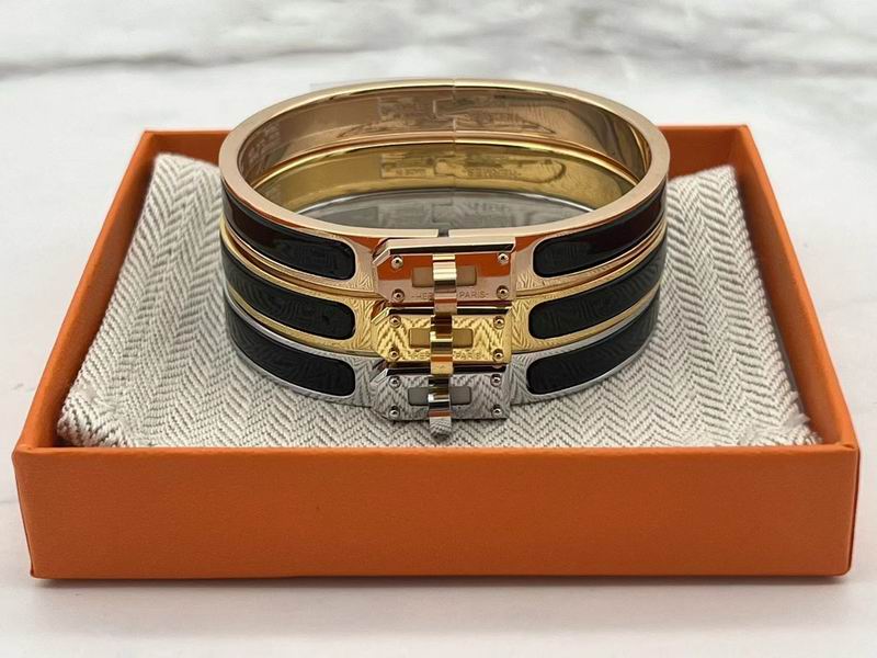 Hermes Bracelet 03lyr23 (5)