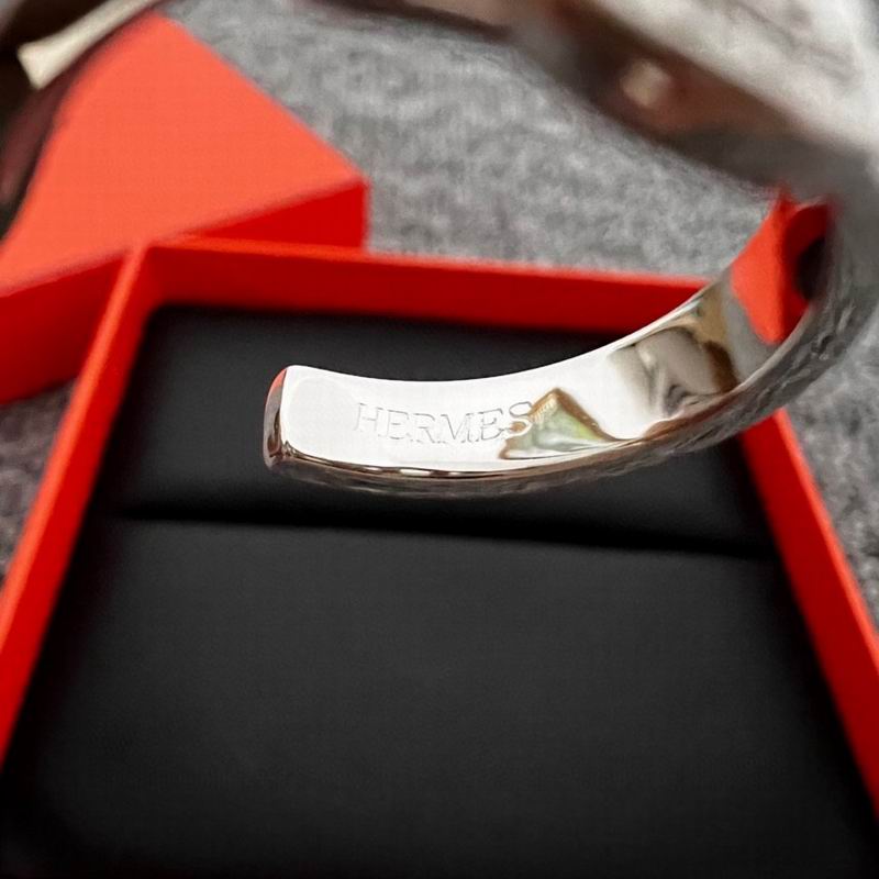 Hermes Ring 01lyr09 (6)