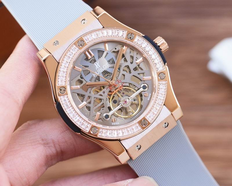 Hublot 45X12mm 126 (2)