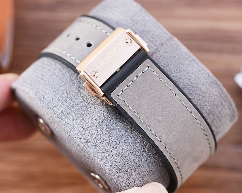 Hublot 45X12mm 127 (4)