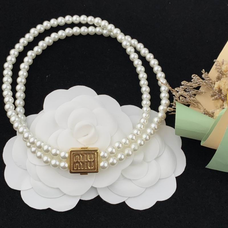 MiuMiu Necklace 03lyr10 (2)