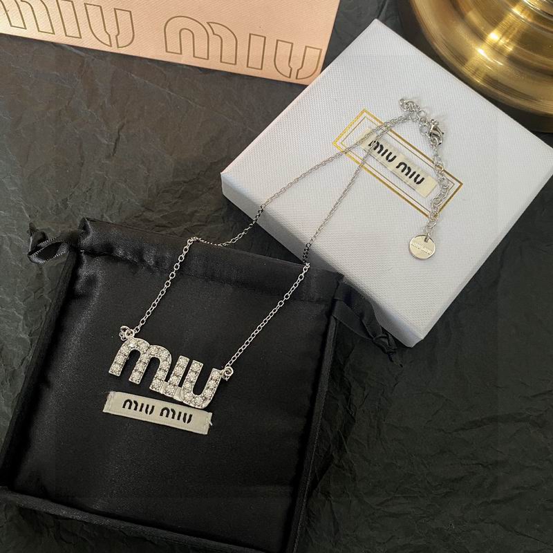 MiuMiu Necklace 03lyr11 (2)