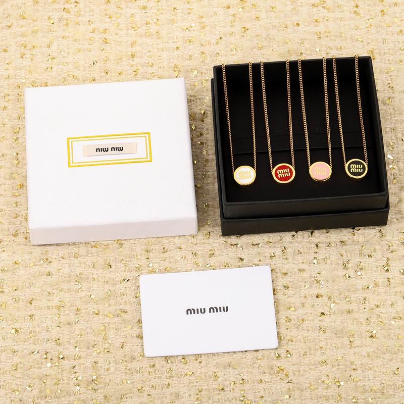 MiuMiu Necklace 03lyr13 (1)