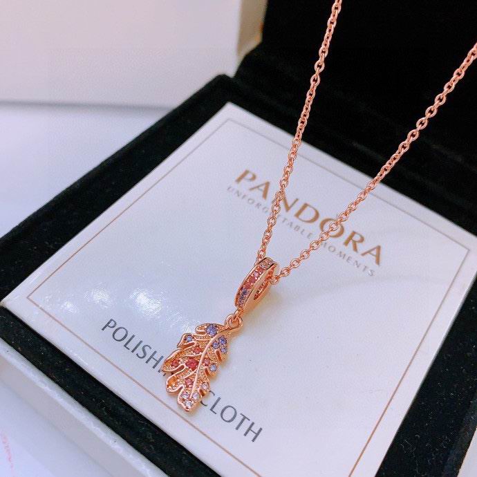 Pandora necklace 02yxx13 (2)