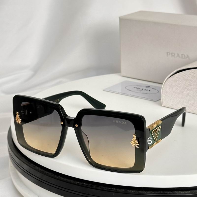 Prada PR136 69 10-142 e03