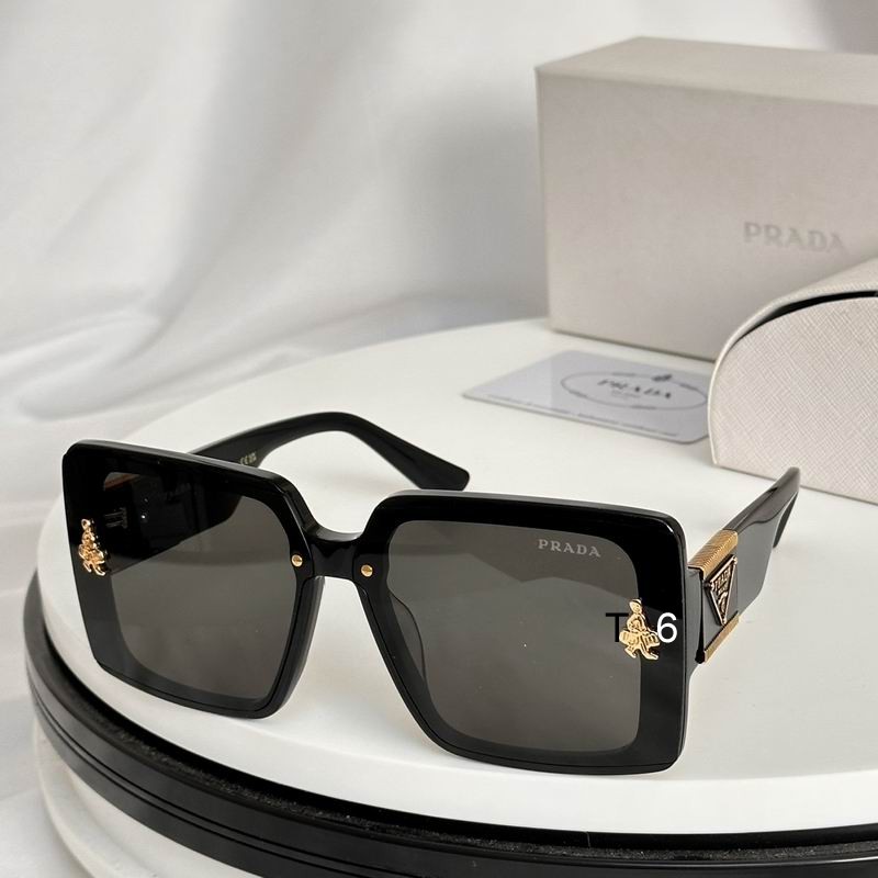 Prada PR136 69 10-142 e06